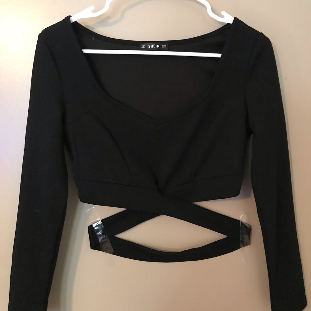Black crop top